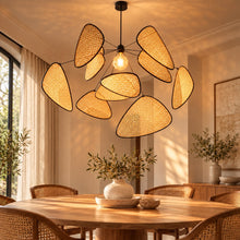 Elyna – Suspension sculpturale en cannage